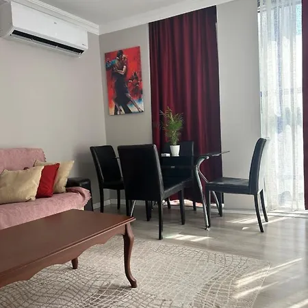Lägenhet Flat In The Center Antalya
